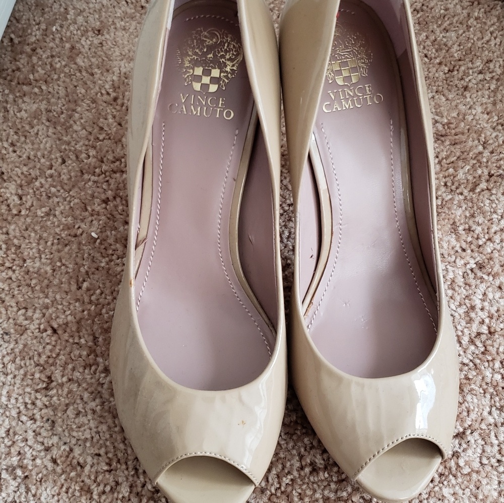 Nude Peep Toe Vince Camuto Pumps